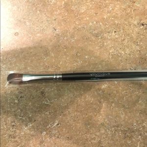 Younique concealer brush